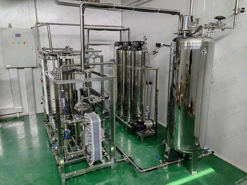 医疗器械用纯化水设备现场2.jpg